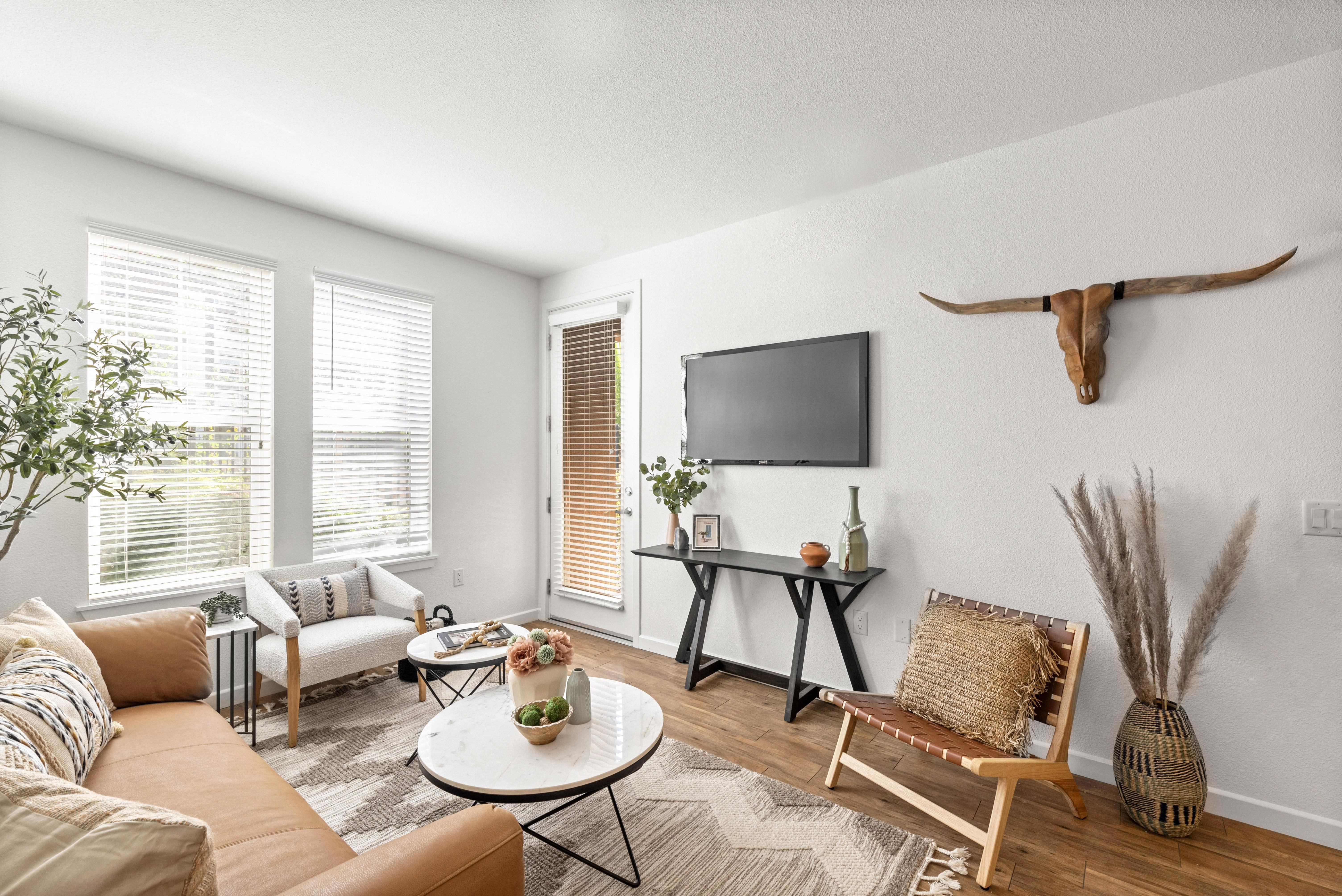 Amalfi Apartments is a similar property to Indian Hills located in Milpitas